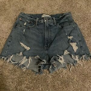 Abercrombie Curve Love Mom Short High Rise